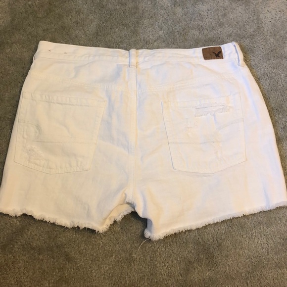 American Eagle High Wasted White Denim Shorts - Picture 2 of 2